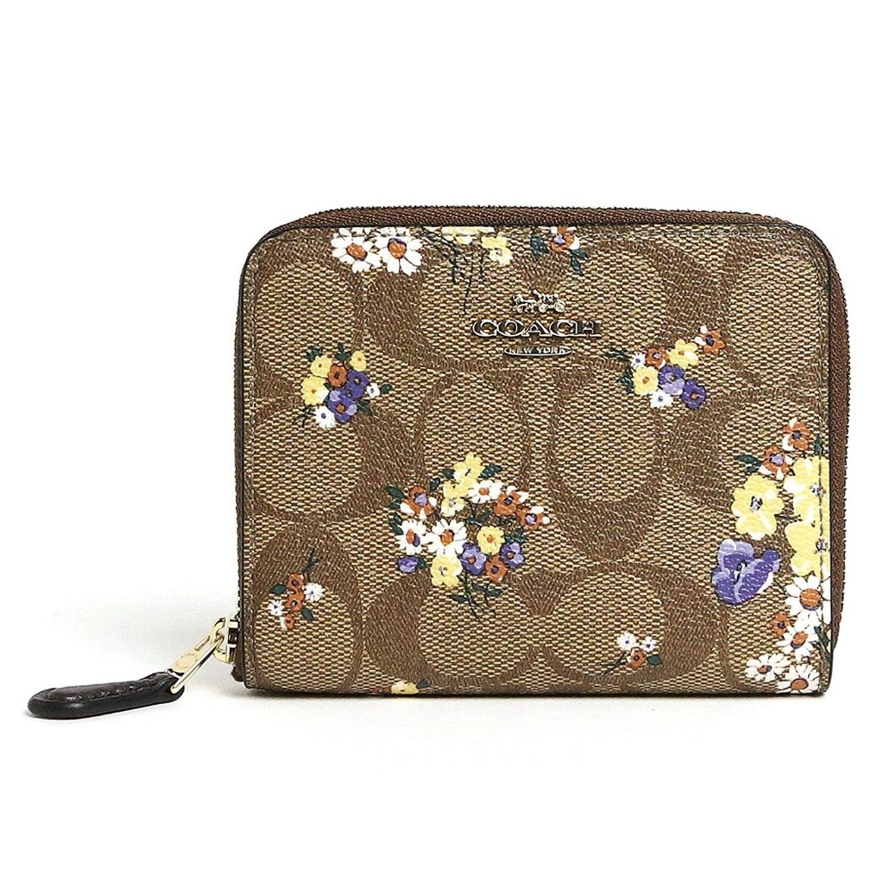 COACH NWT Small Zip Around Wallet In Signature